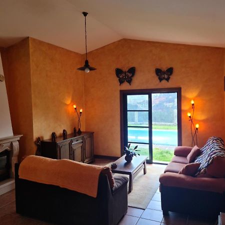 Casa 2 Habitaciones Con Piscina Y Cenador Al Aire Libre Ποντεβέντρα Εξωτερικό φωτογραφία
